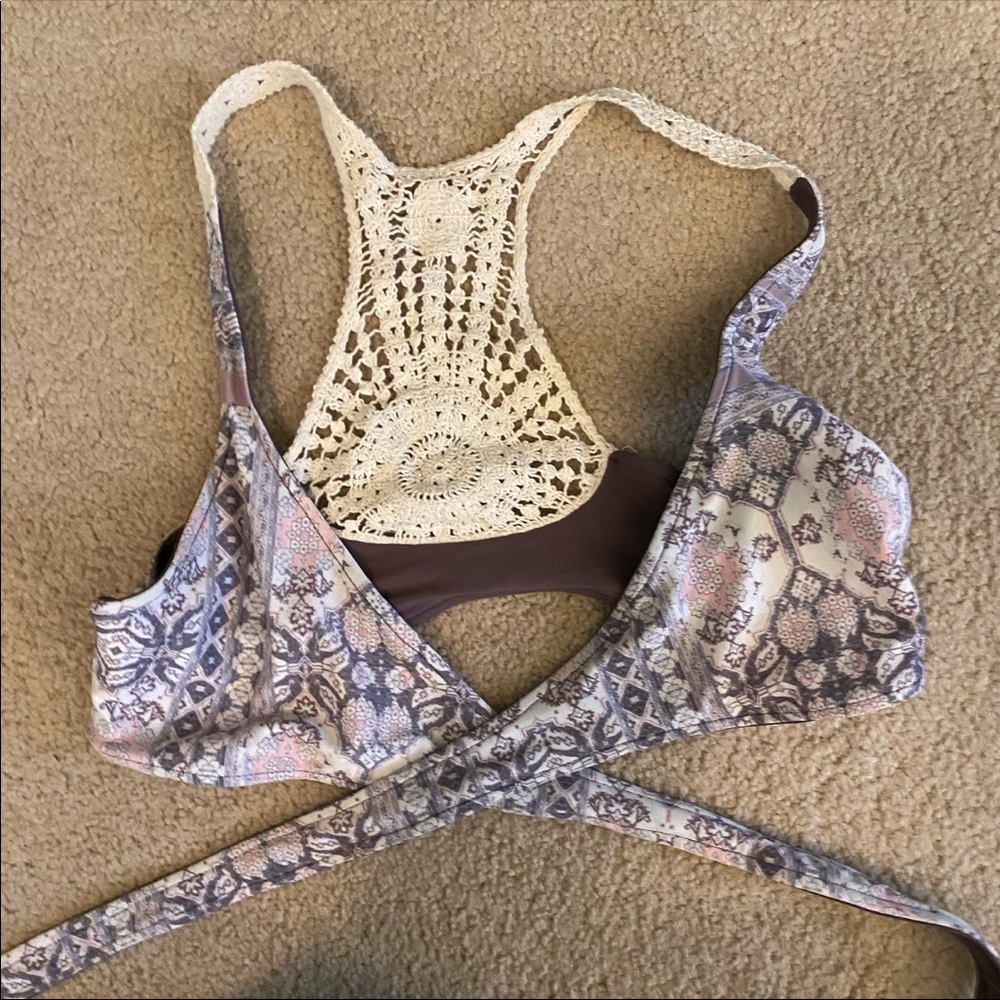 Never worn - Picture 2 of 2